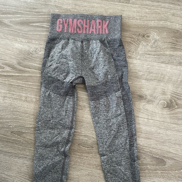 GYMSHARK LEGGINGS SIZE SMALL - Picture 1 of 3
